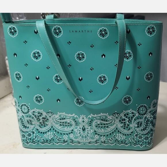 LAMARTHE 💙 Aqua/Teal Leather Tote Bag, Zipper Closure - Picture 11 of 11